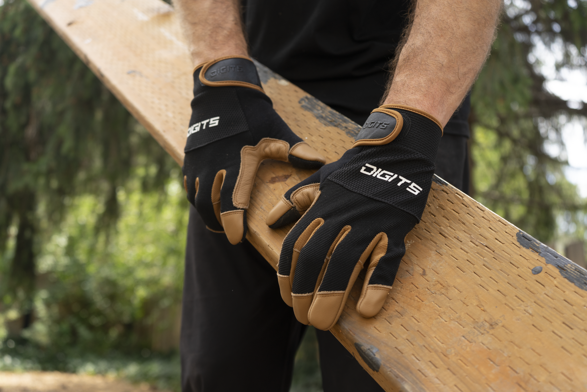 The Hybrid by Digits Workwear: Where Durability Meets Dexterity