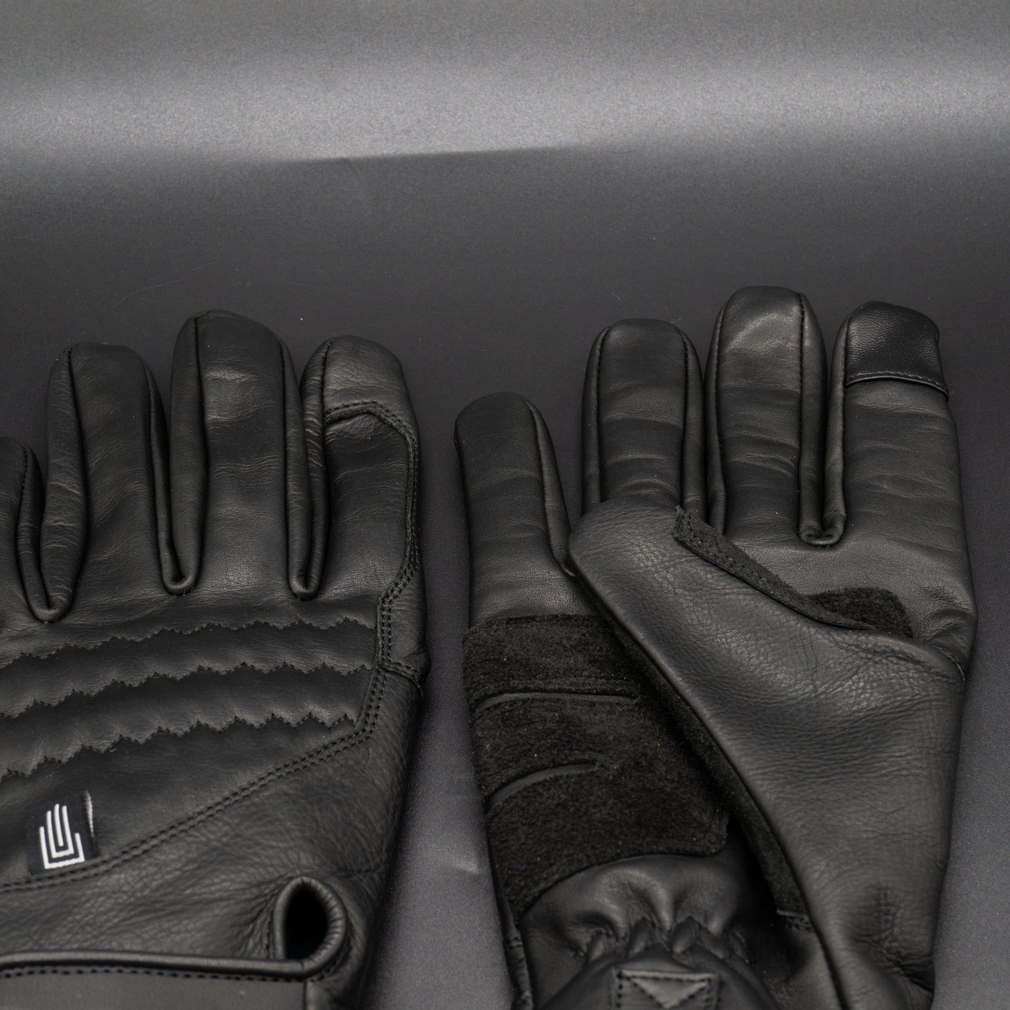 NON-Insulated Black