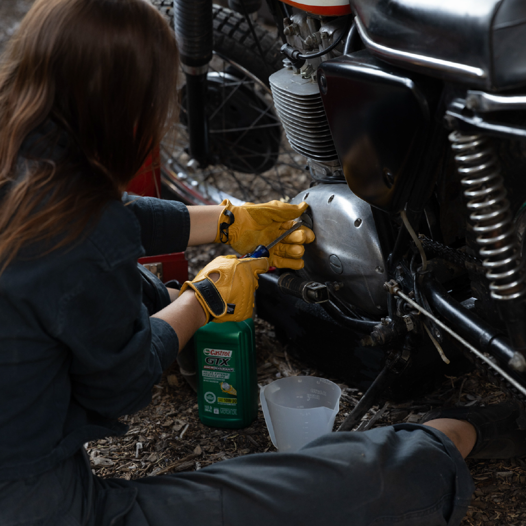 Women at Work: Discover the Power of Digits Workwear Gloves